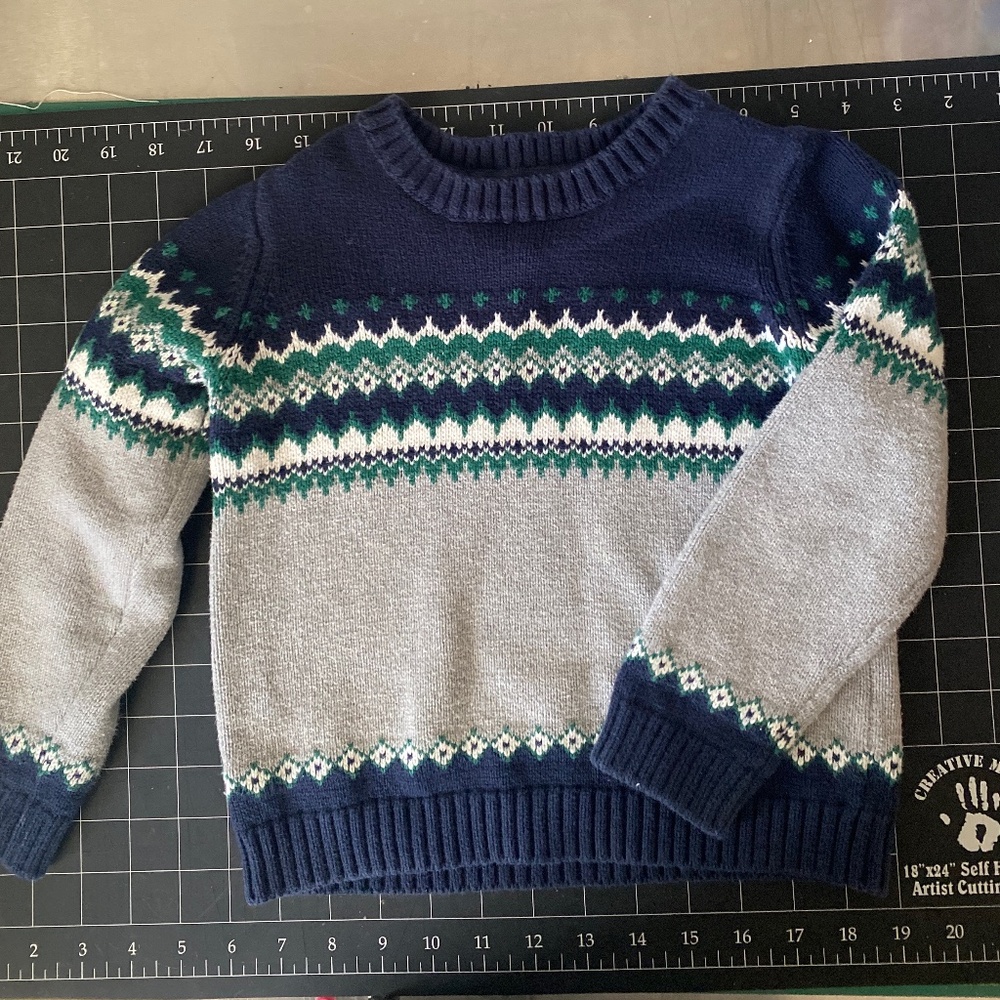 Janie & Jack lovely boys fair isle sweater size 4-5, gray, navy & green